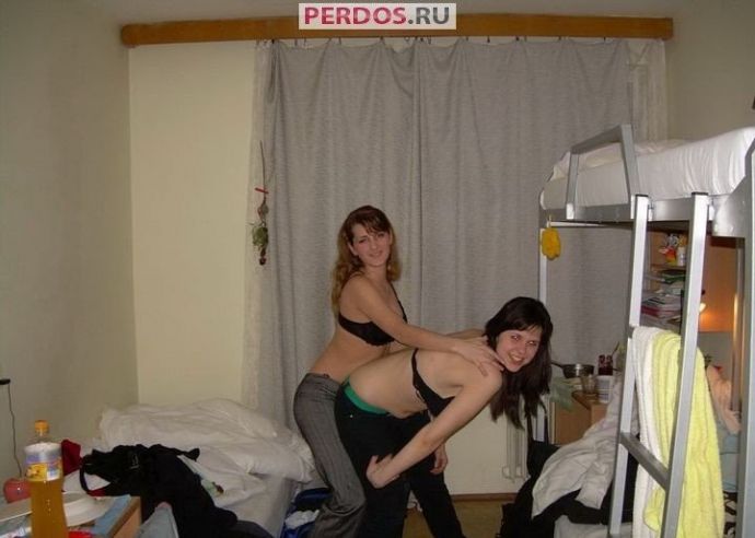 Пьяные студентки красотки в общаге универа