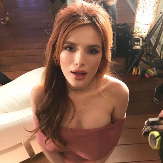 Белла Торн на съемках - Instagram (январь 2018)