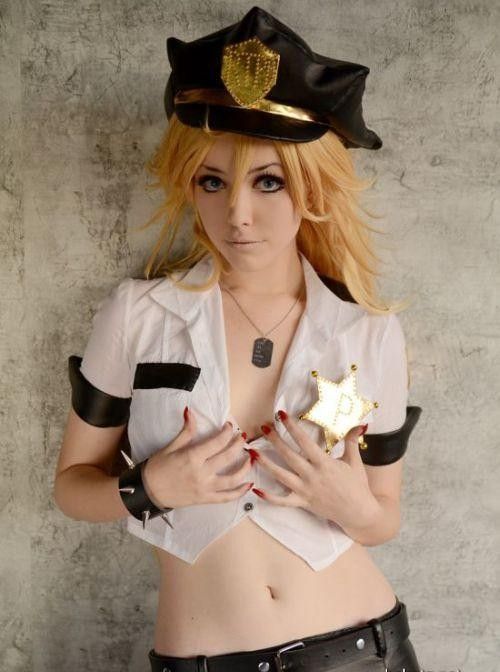 Хелен Стифлер - жгучая царица косплея