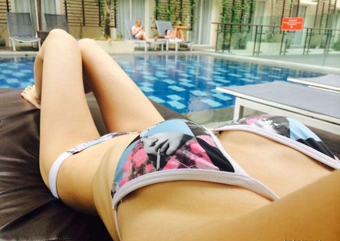 Тело девушки глазами самой себя