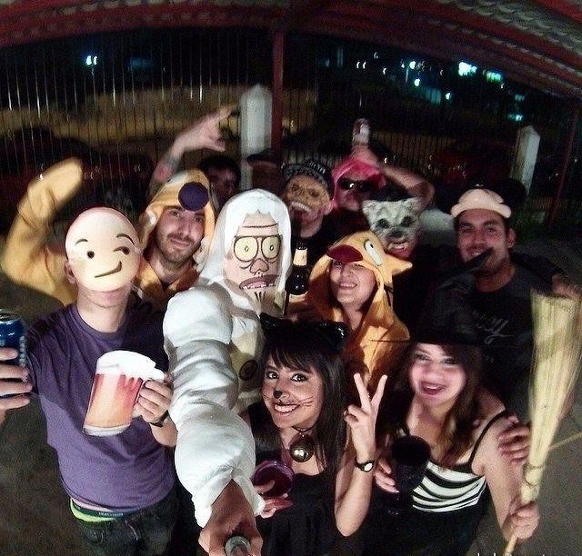 Девушки с вечеринки