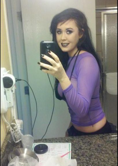 Женщина с тремя сиськами