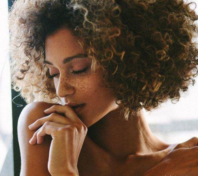 Женщины с естественной красотой