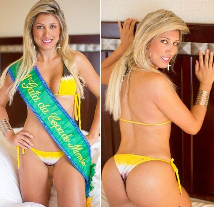 Розанджела Фрага и ее аппетитная попа (18 фото)