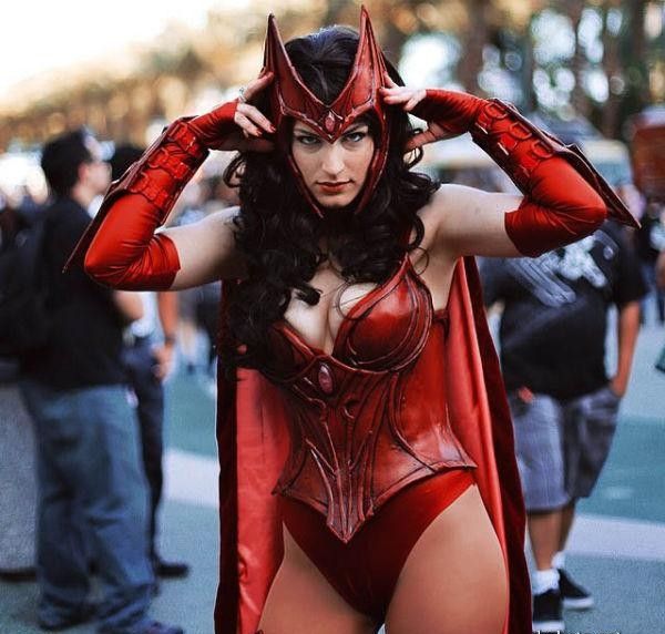 Девушки на WonderCon 2020 ✅