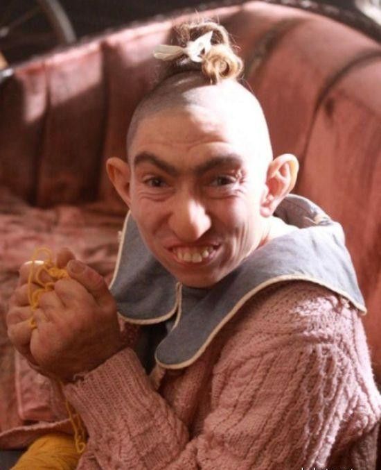 Пеппер против Наоми Гроссман