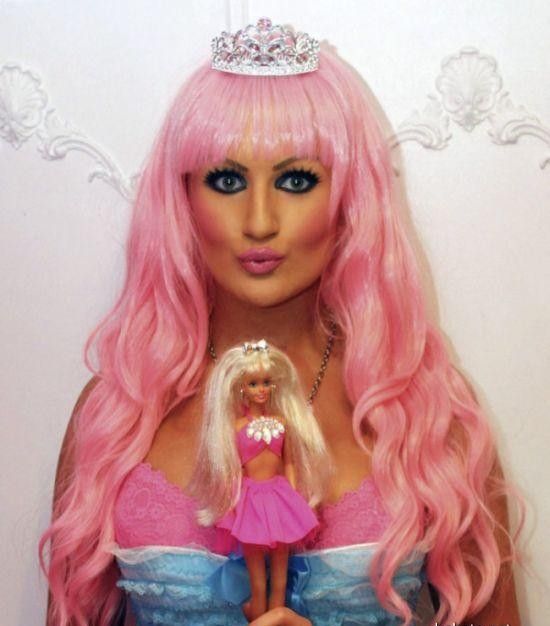 Шарлотта Пул. Барби с 2-мя высшими образованиями