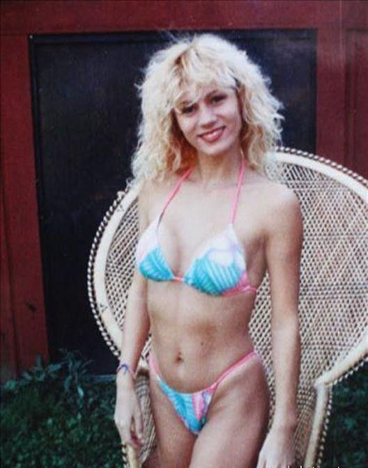 Лейси Вилд увеличила грудь до 13 размера