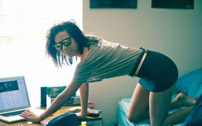 Девушки с ноутбуками