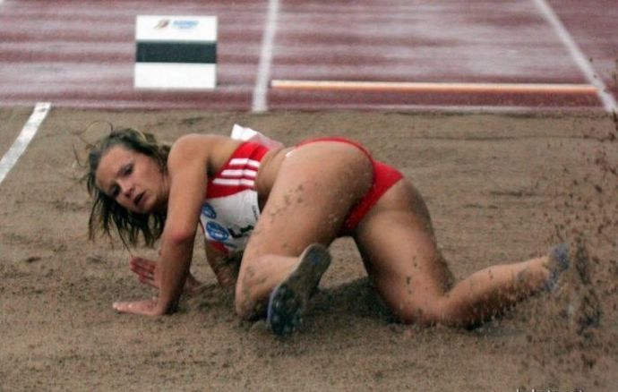 Няшные спортсменки