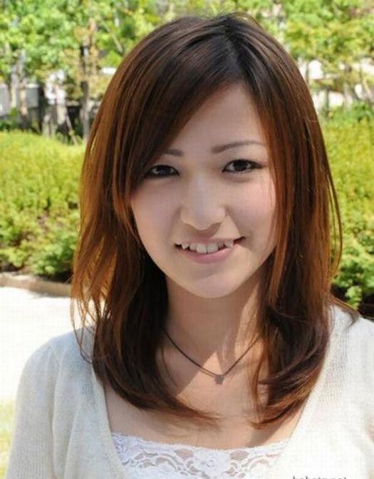 Японки с  вампирскими зубами