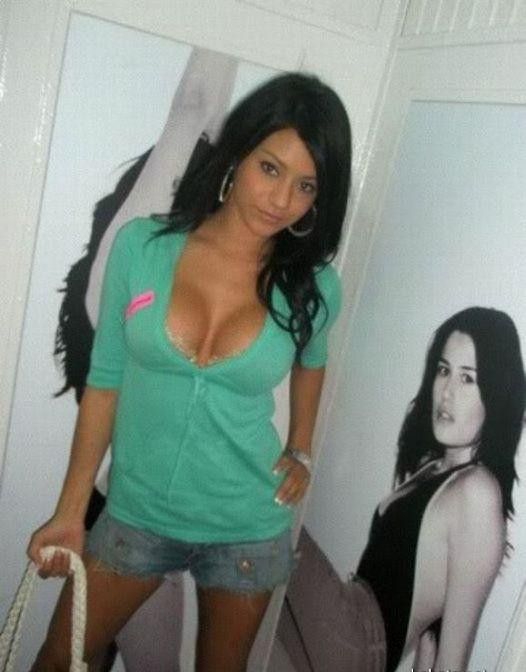 Девушки с большими глазами