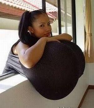 Огромные груди. На это стоит посмотреть!