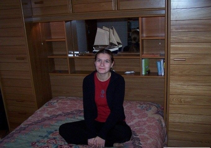 Стеснительная тёлка дома пред мужем