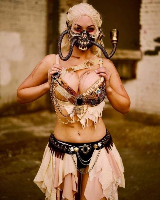 Вероника Блэк в Instagram (март 2018)