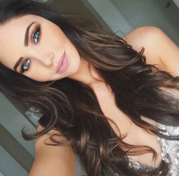 Милые глаза и темные волосы (51 фото)