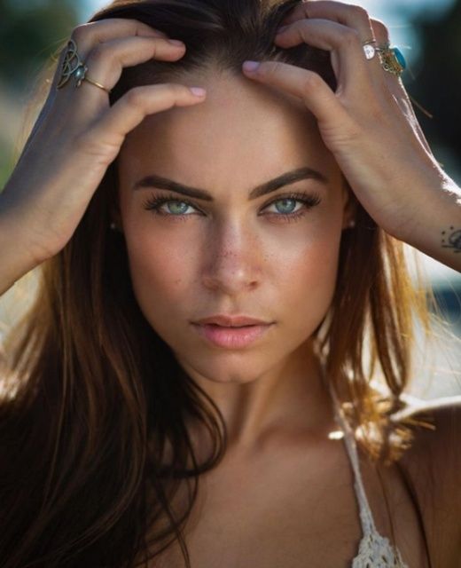 Девушки со смешанной кровью