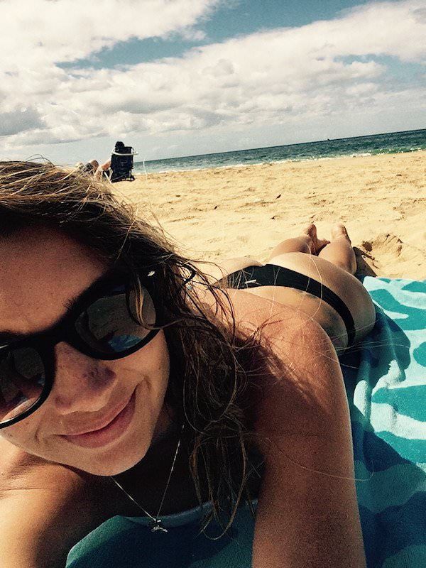 Только попки девушек (69 фото)