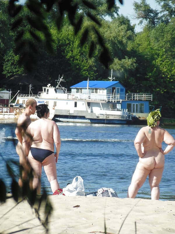 Закрытый пляж в Киеве