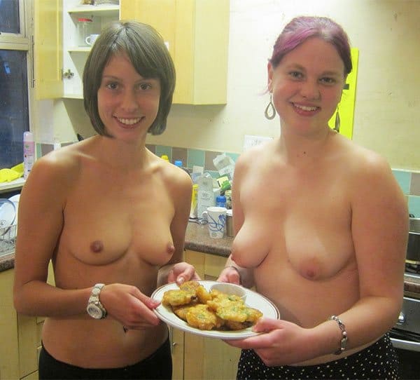 Русские бабы наводят порядок в доме