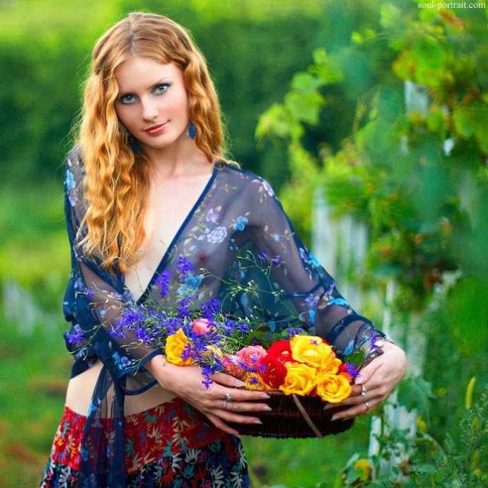 Девушки в прозрачном