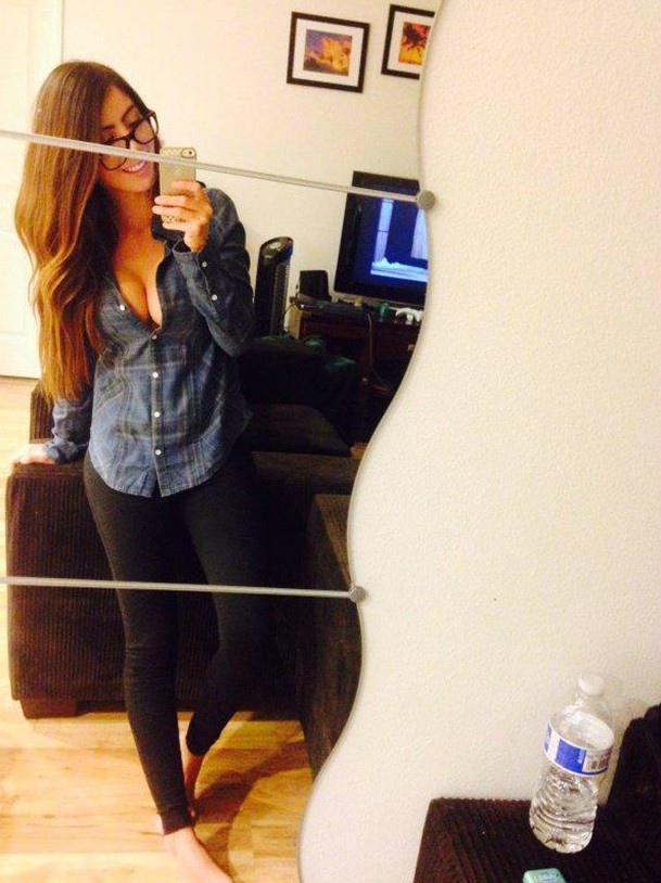 Фото: Селфи девушек на 10/07/21