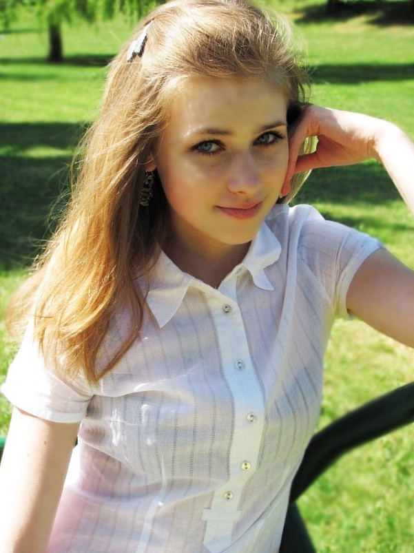 Искренние девушки.