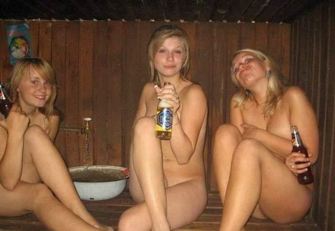 Фото: Девушки в бане