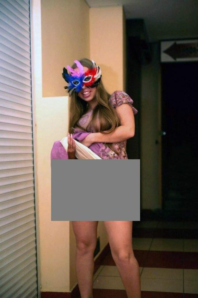 Фото: В маске