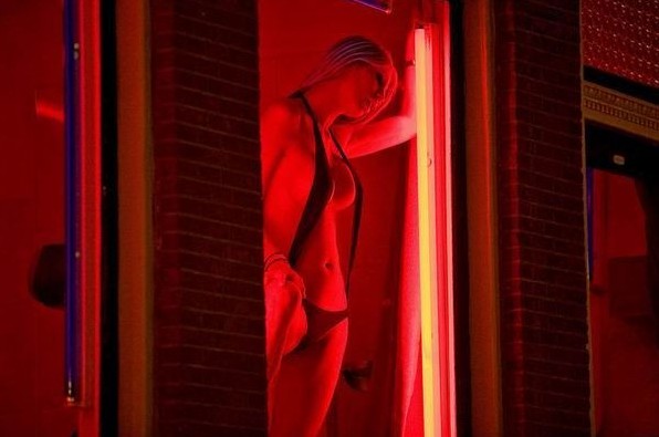 Фото: Квартал красных фонарей