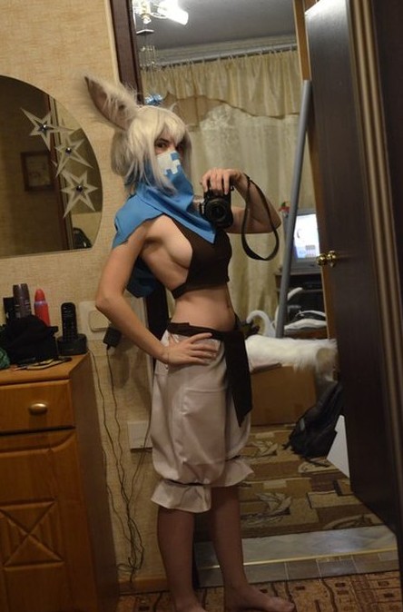 Фото: Самодельный костюмчик любительницы косплея