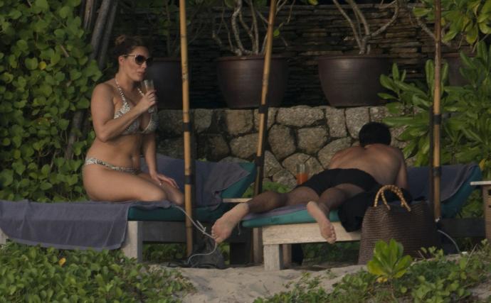 Фото: модель Келли Брук на отдыхе в Таиланде