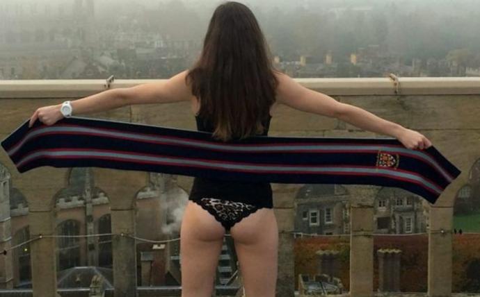 Фото: В Кембриджском институте выбирали носителя лучших ягодиц