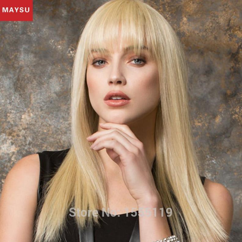 Блондинка с челкой с длинными волосами