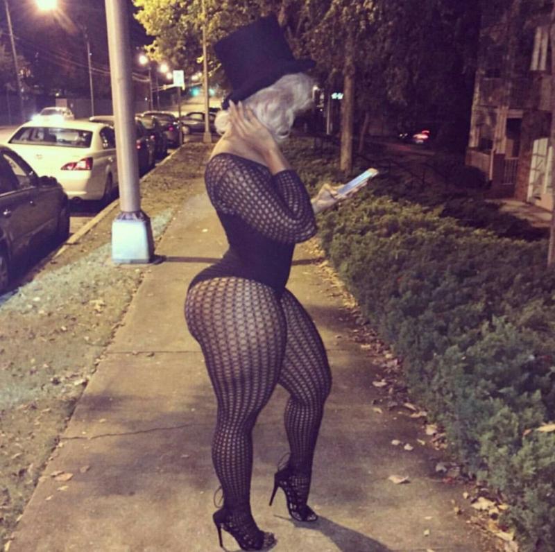 Большие задницы зрелых баб