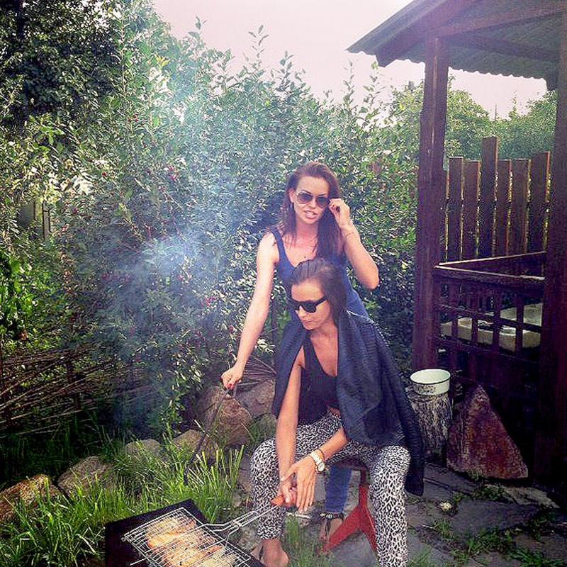 Девки на даче