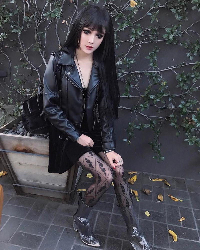 Девушки готы