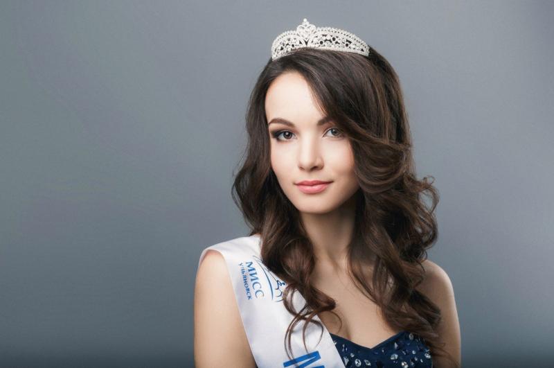 Девушки России