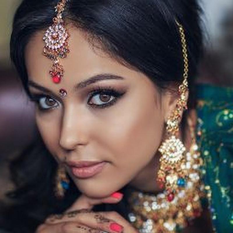 Пикантные фото индийских красавиц