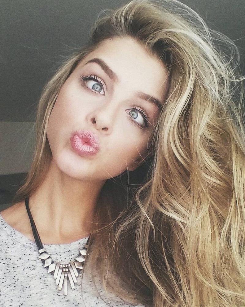 Озорные девушки