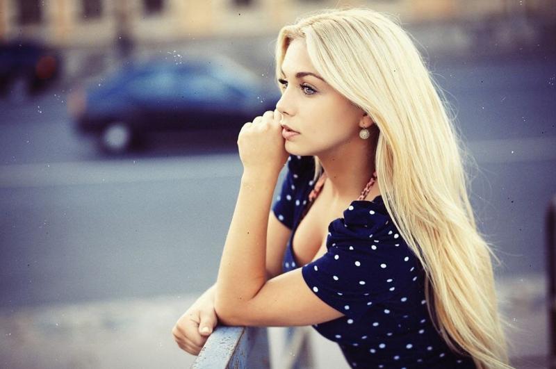 Женщины в голубом