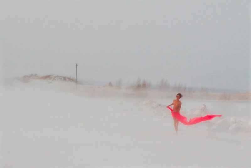 Фото: Обнаженные девушки зимой