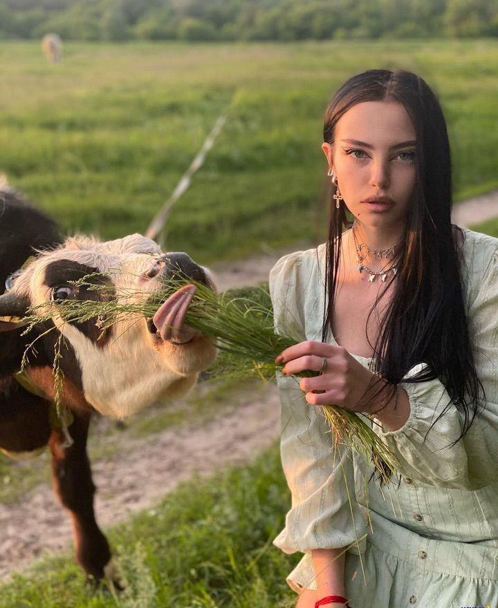 Фото: Престижная селянка Настя