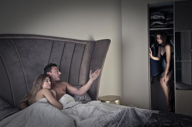 Измена девушки