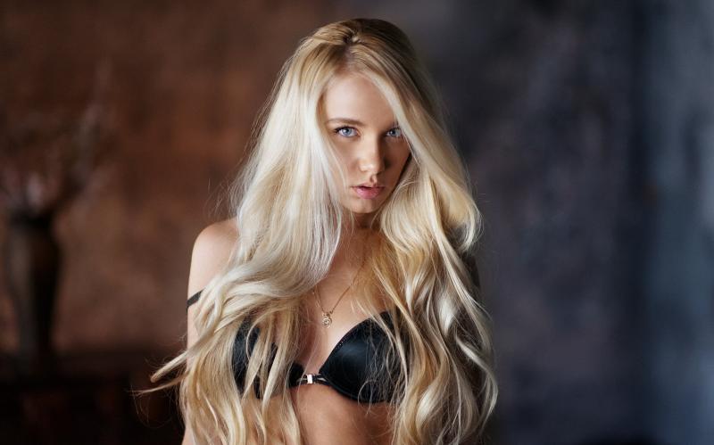 Красивые блондинки с длинными волосами