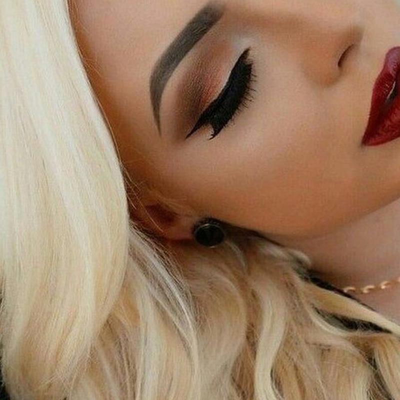 Очаровательные брови для блондинок