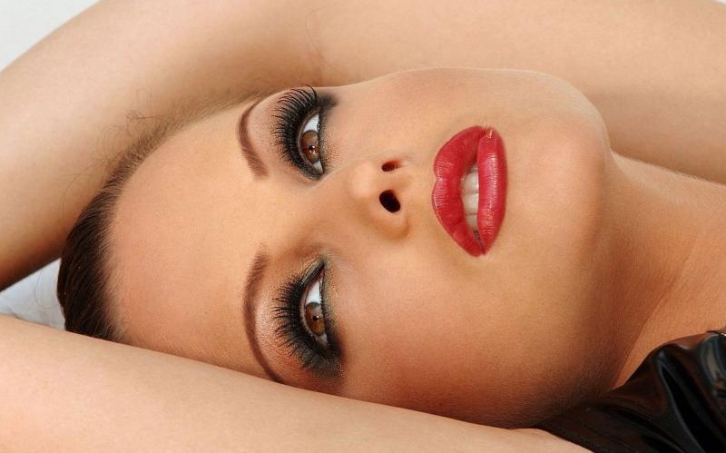 Красивые нарощенные ресницы