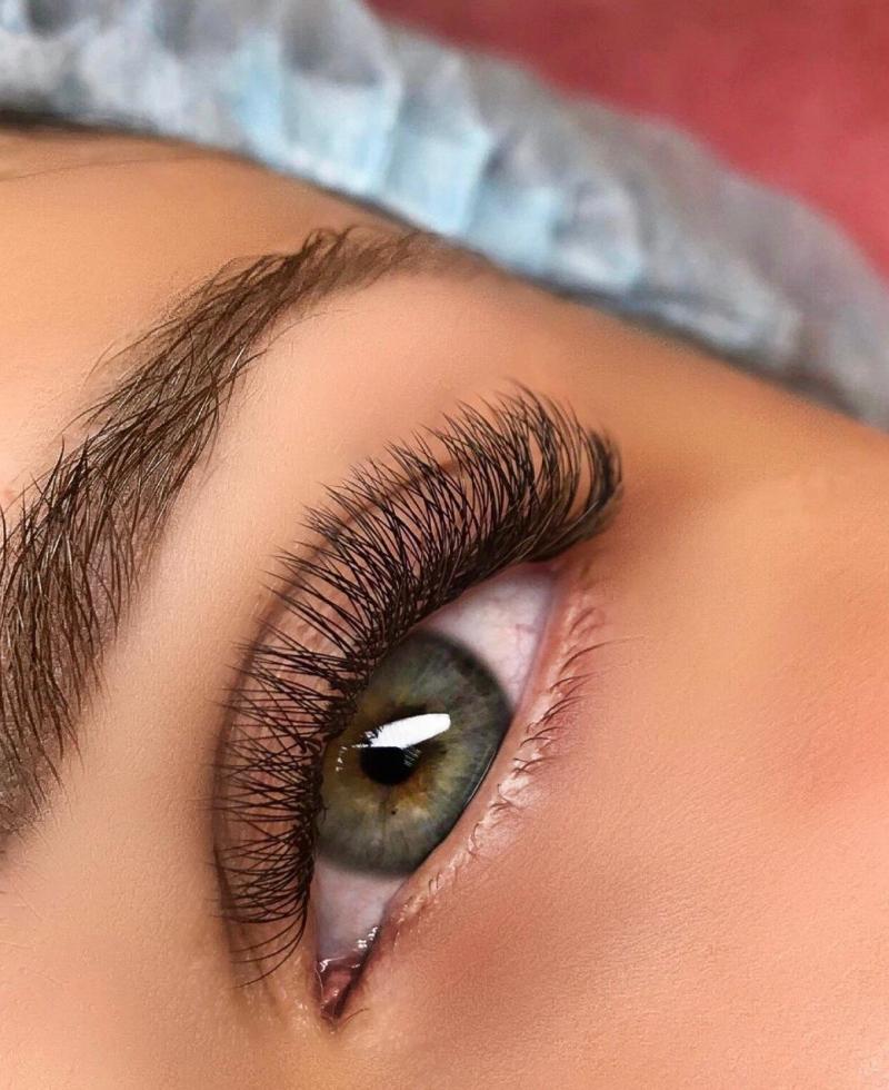 Красивые ресницы