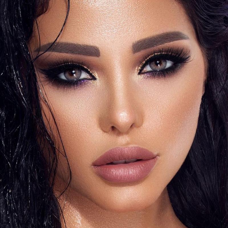 Красивый макияж для брюнеток