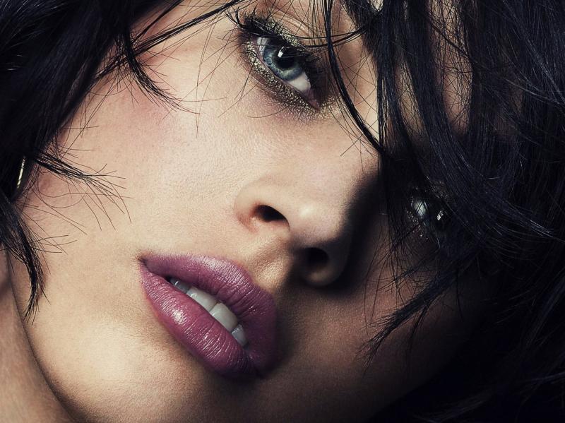 Лицо женщины